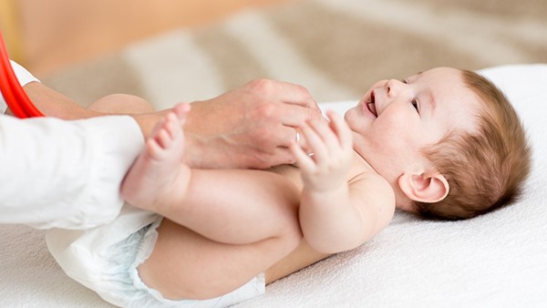 幼兒如何做好家庭教育？家庭教育父母應(yīng)做好示范