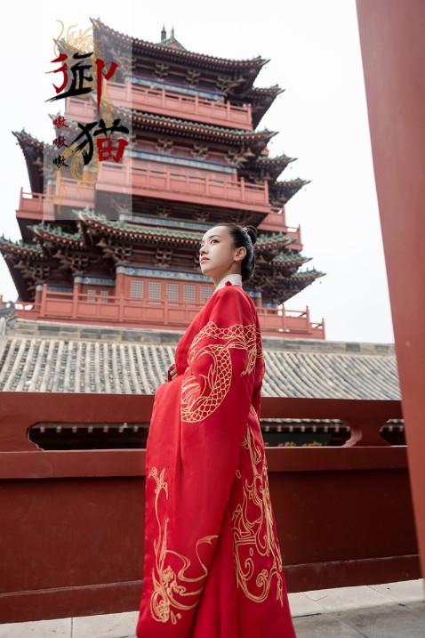 歷史悠久帥氣非常，如此 多變 的圓領(lǐng)袍，你不愛嗎（歷史悠久帥氣非常）(10)