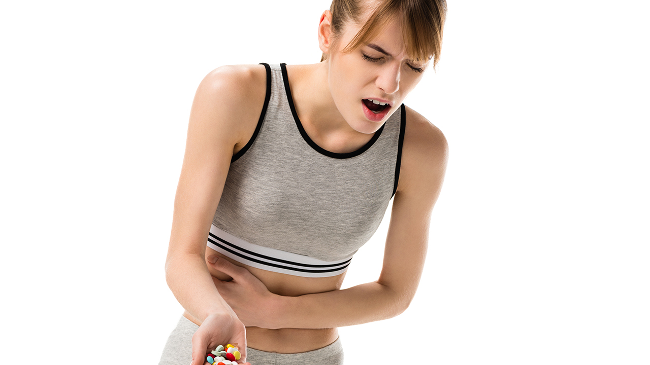 來月經(jīng)胸痛正常嗎？如何判斷生理期乳房膨脹是否正常？
