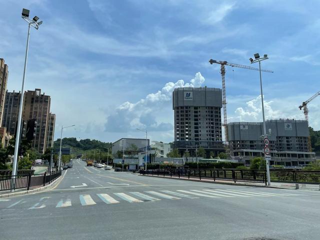 廣州黃埔長嶺居新盤哪來的自信 地價(jià)8千 ，房價(jià)6萬（廣州黃埔長嶺居新盤哪來的自信）(11)