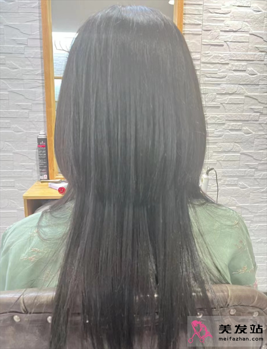 時(shí)尚長(zhǎng)發(fā)水母頭 非主流既視感滿滿