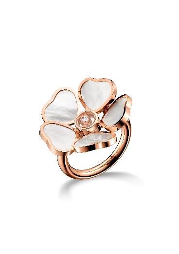 演員任敏佩戴Chopard蕭邦珠寶臻品出席活動(dòng)