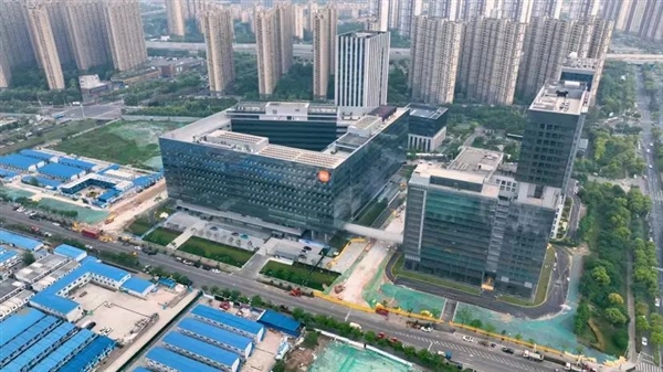 小米集團華東總部5月初啟用：北京外大研發(fā)中心 五年力爭破1萬人