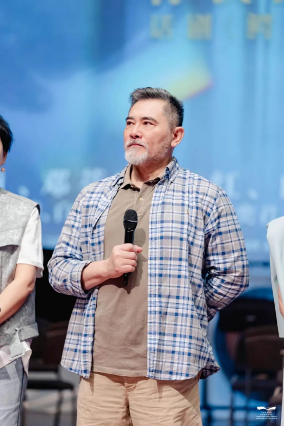 央華戲劇&莫言先生戲劇大作《鱷魚》5月將在蘇州、杭州上演