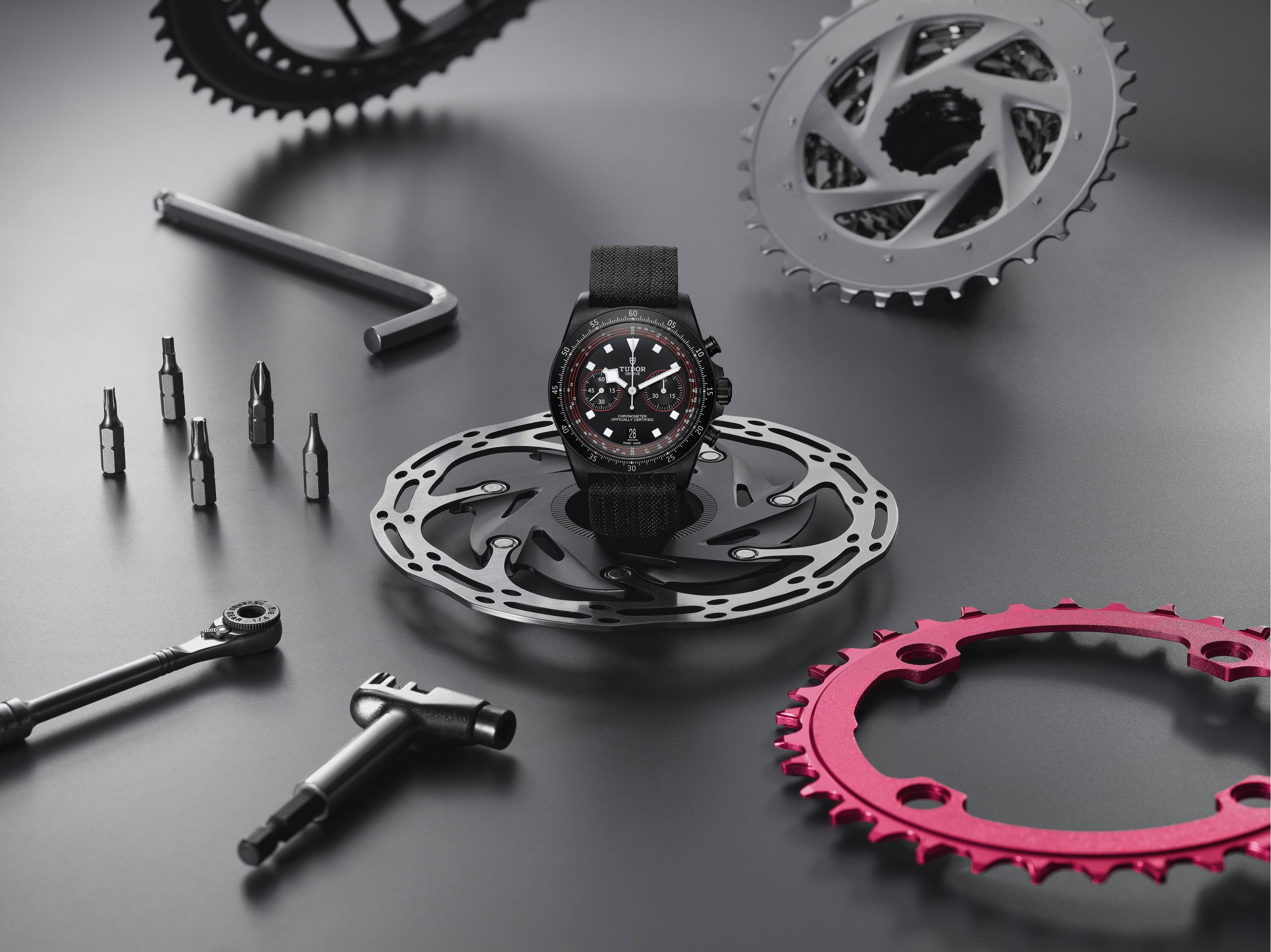 領(lǐng)潛型FXD計時腕表“專業(yè)騎行版”（PELAGOS FXD CHRONO）