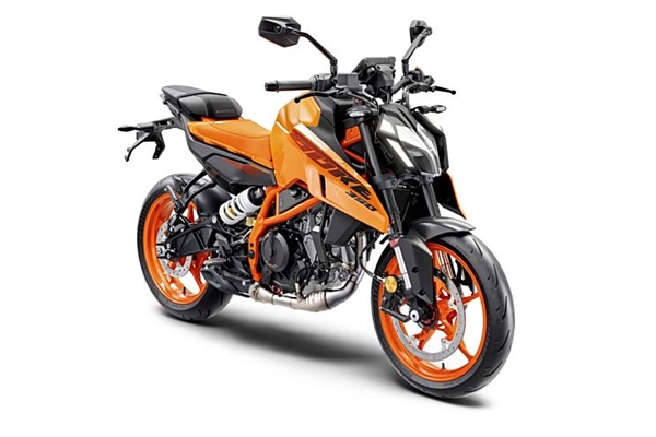 3萬(wàn)9千8！全新KTM 390 DUKE上市：?jiǎn)胃姿臎_程可彈射起步