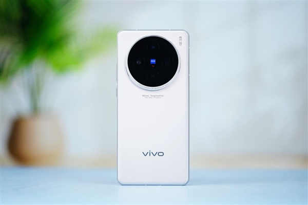vivo強(qiáng)直屏旗艦！vivo X100s圖賞