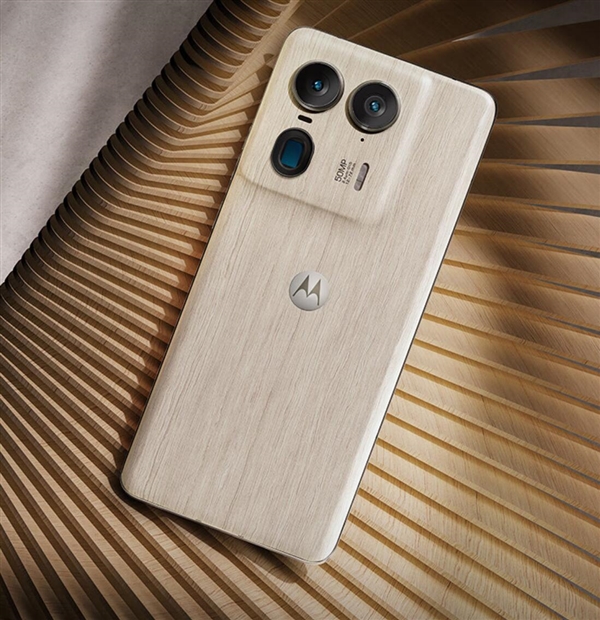 強(qiáng)驍龍8s Gen3旗艦！moto X50 Ultra發(fā)布：3999元起