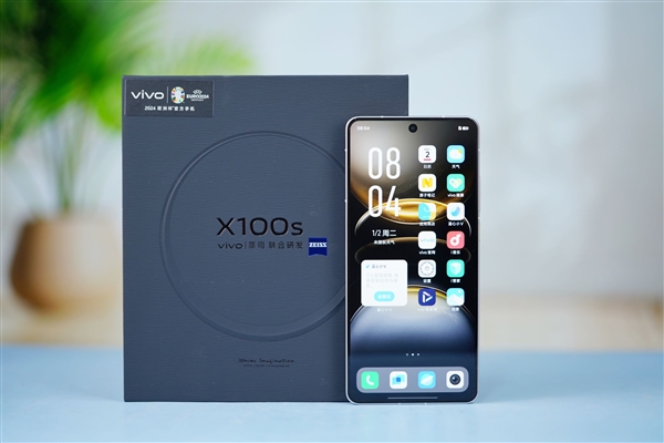 vivo強(qiáng)直屏旗艦！vivo X100s圖賞