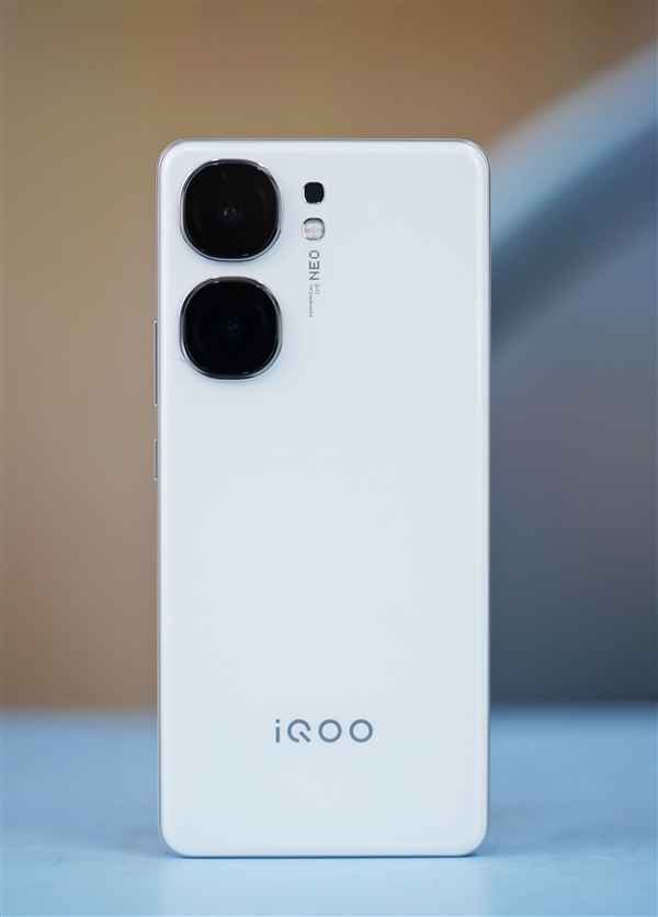 首批搭載天璣9300+！iQOO Neo9S Pro圖賞