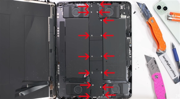 這回不容易掰彎了！蘋果新款iPad Pro暴力測試