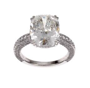 熠熠群星佩戴Chopard蕭邦臻品杰作 亮相第77屆戛納電影節(jié)保羅·施拉德（Paul Schrader）執(zhí)導(dǎo)電影《噢，加拿大》（Oh,Canada）首映禮