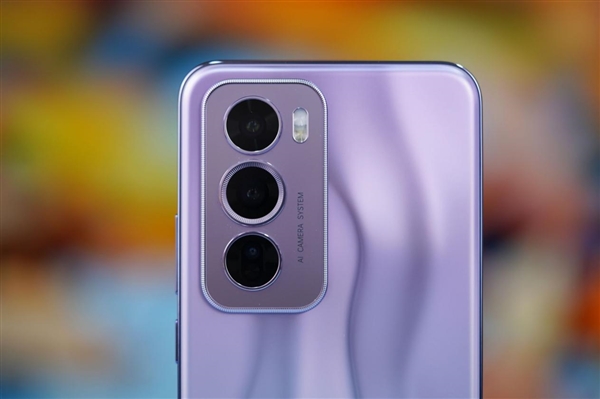 天璣9200+星速版加持！OPPO Reno12 Pro圖賞