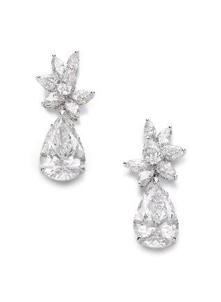 國際知名演員章子怡佩戴Chopard蕭邦珠寶臻品 亮相第77屆戛納電影節(jié)《醬園弄》首映紅毯