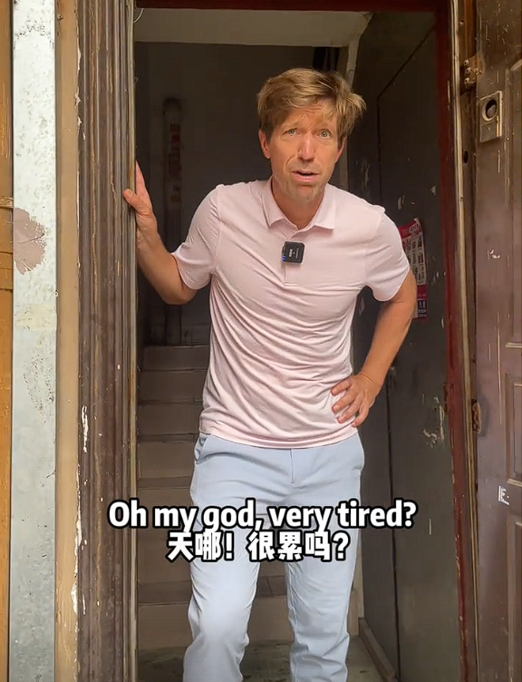 凱迪拉克總裁飛中國(guó)體驗(yàn)送外賣：助力小哥早日買傲歌