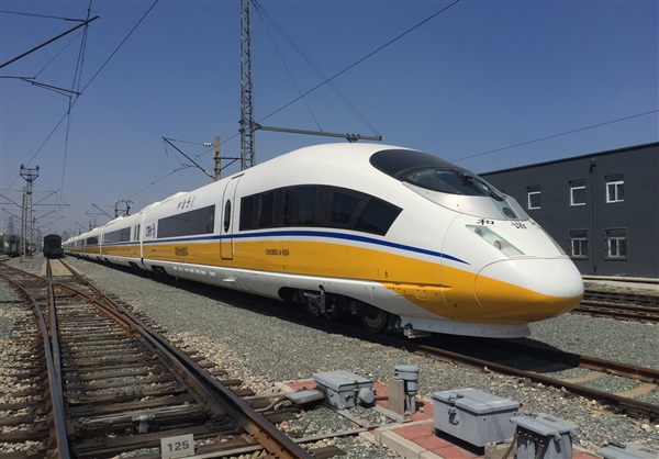 又一時(shí)速350高鐵開(kāi)通倒計(jì)時(shí) 膠東半島將實(shí)現(xiàn)高鐵成環(huán)