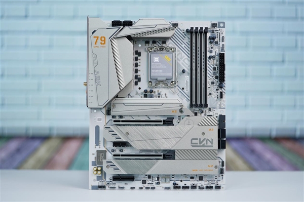 支持i9-14900K！七彩虹VCN Z790D5 ARK FROZEN方舟主板圖賞