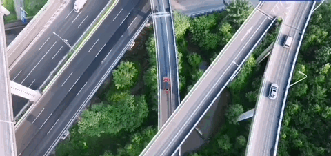 史上便宜華為智駕車！深藍S07視覺輕松挑戰(zhàn)重慶魔鬼高架