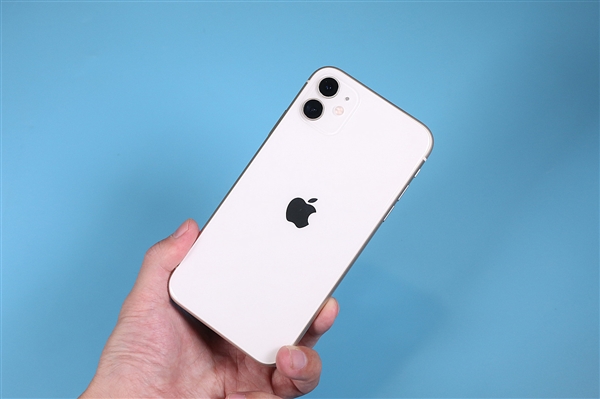 印度制造蘋果手機僅一半合格！iPhone16備貨沖刺鄭州富士康高價招工 時薪27元