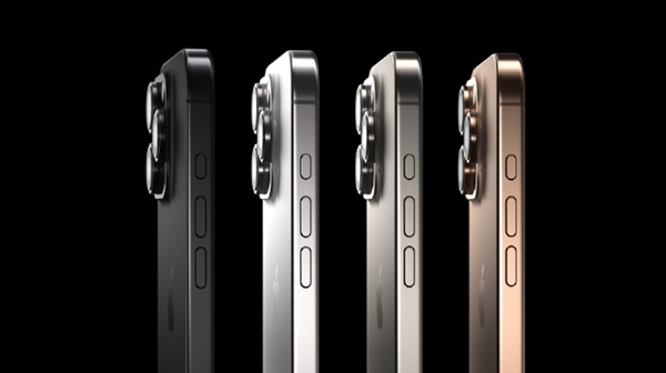 蘋果推出沙漠色iPhone 16 Pro：淡金色效果 重回iPhone XS時(shí)代
