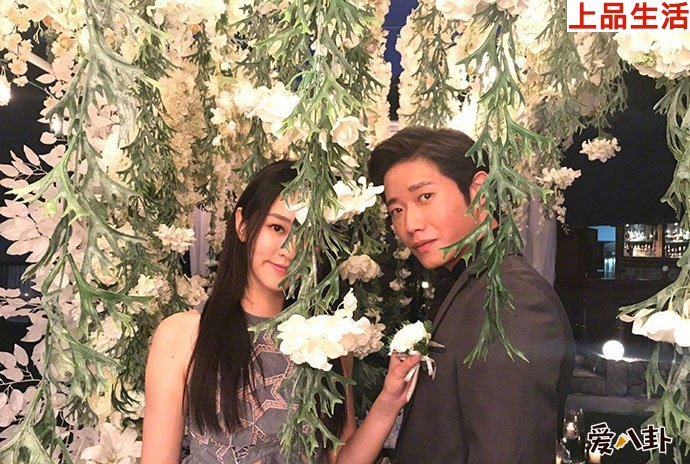 李嘉銘劉泳希領證 