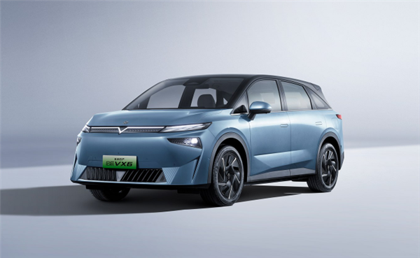 電動車底盤刮底遭保險(xiǎn)拒賠 車主：保險(xiǎn)公司說我跑順風(fēng)車了