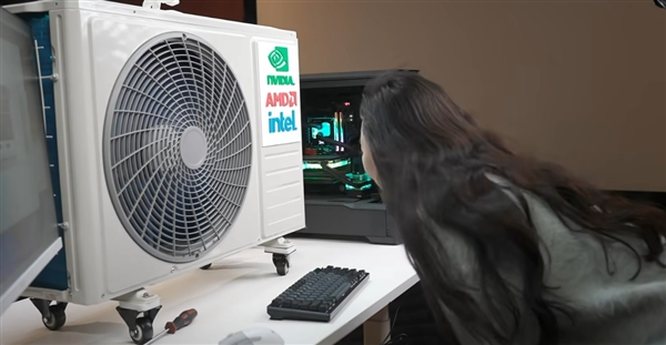 美女博主爆改家用空調(diào)外機給電腦降溫：散熱無敵了 RTX 5090絕配！