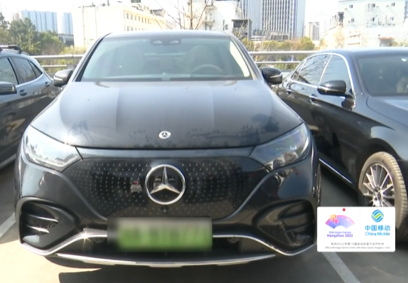 40萬(wàn)買的奔馳E350故障不斷 車主：開了一年多 修了一年多